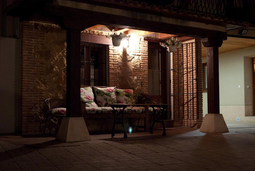 Villa Don Juan II Сеговия Номер фото